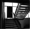 (Bild: 25) Entrhallen med en trappuppgng till vre vningen i skolbyggnaden