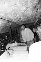 (Bild: 4) Personalresan till Grythyttan 1991-08. Olle Nilsson i gstgiveriets vinkllare