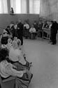 (Bild: 11) Framtidsforum p skolan1991-04. Estnisk musik- och dansgrupp Vikerlaset framtrder i aulan.