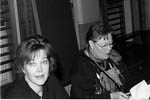 (Bild: 16) Julavslutningsfest 17.12.1997. Armi Helisten och Mariann Berglund vid julbordet